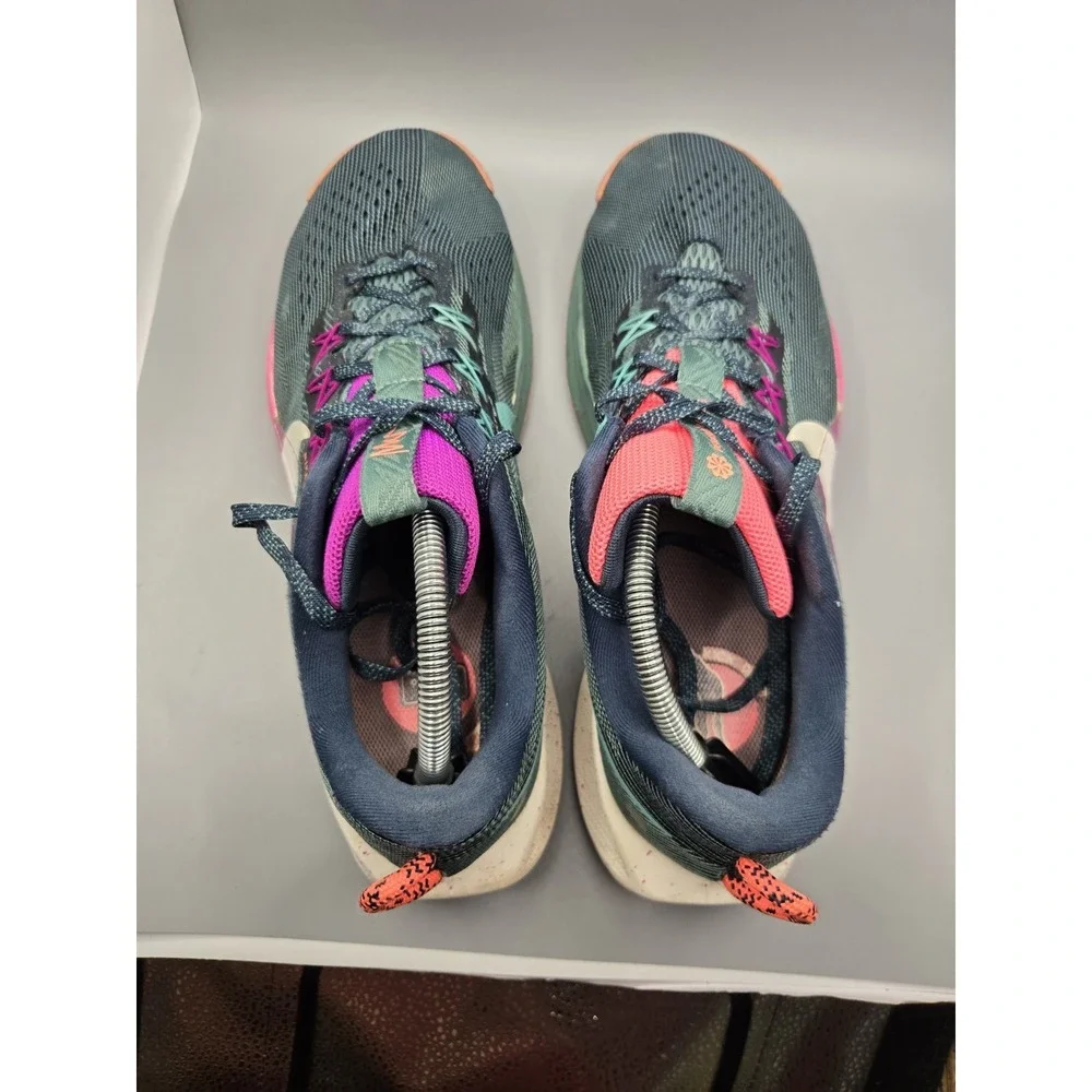 Nike Pegasus Trail 5 Vivid Grape Green Frost Sneakers Mens Size 11 DV3864-401